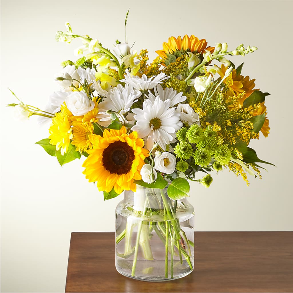 Hello Sunshine Bouquet – The Country Florist, Armour SD