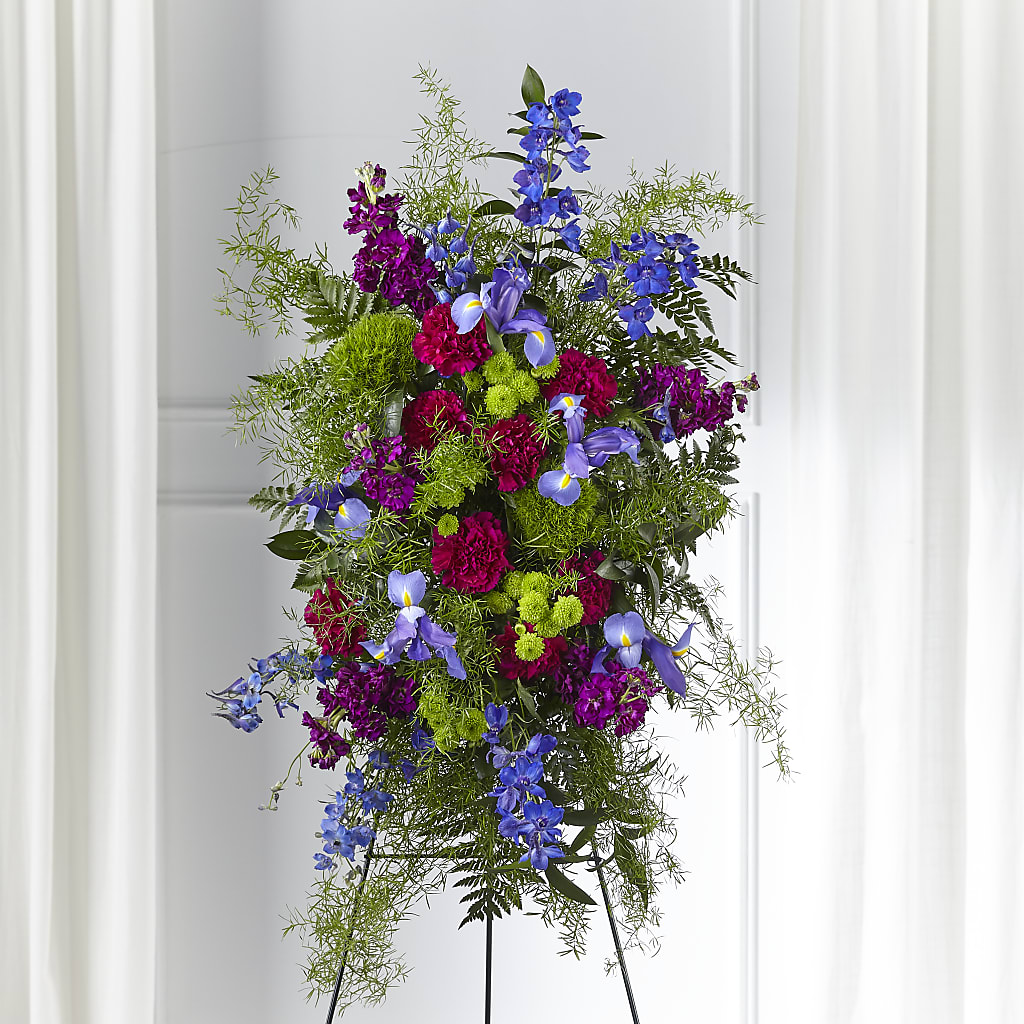 Heavenly Skies Standing Spray – The Country Florist, Armour SD