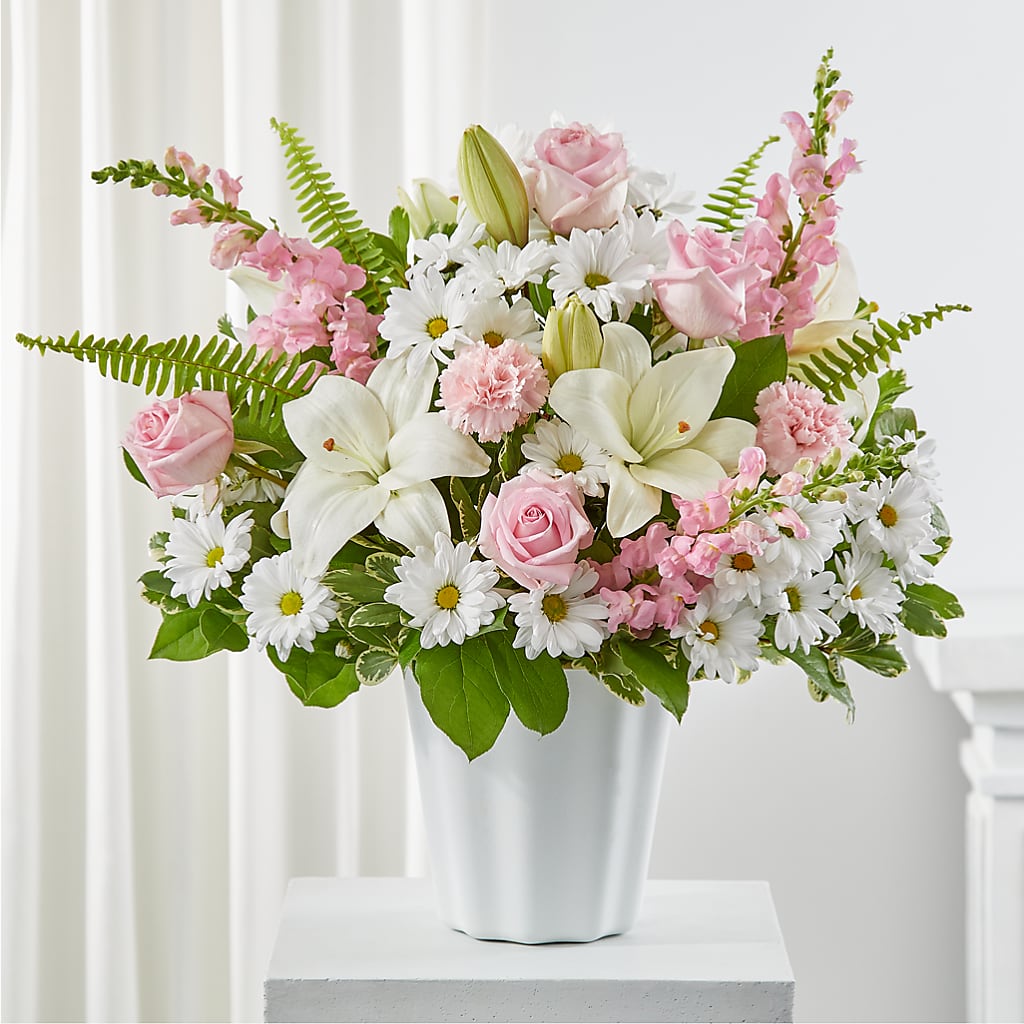 Soft Touch Tabletop Basket – The Country Florist, Armour SD