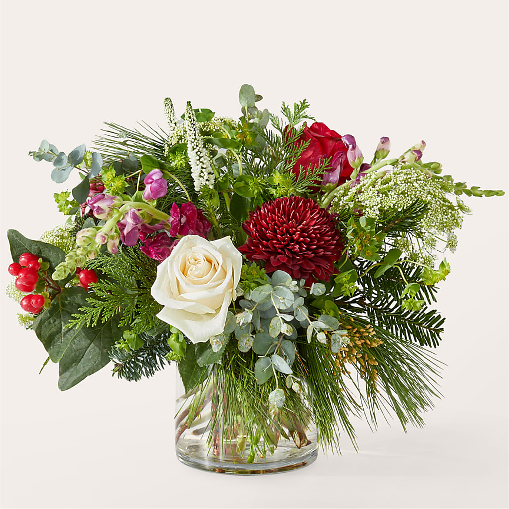 Cranberry Fizz Bouquet – The Country Florist, Armour SD