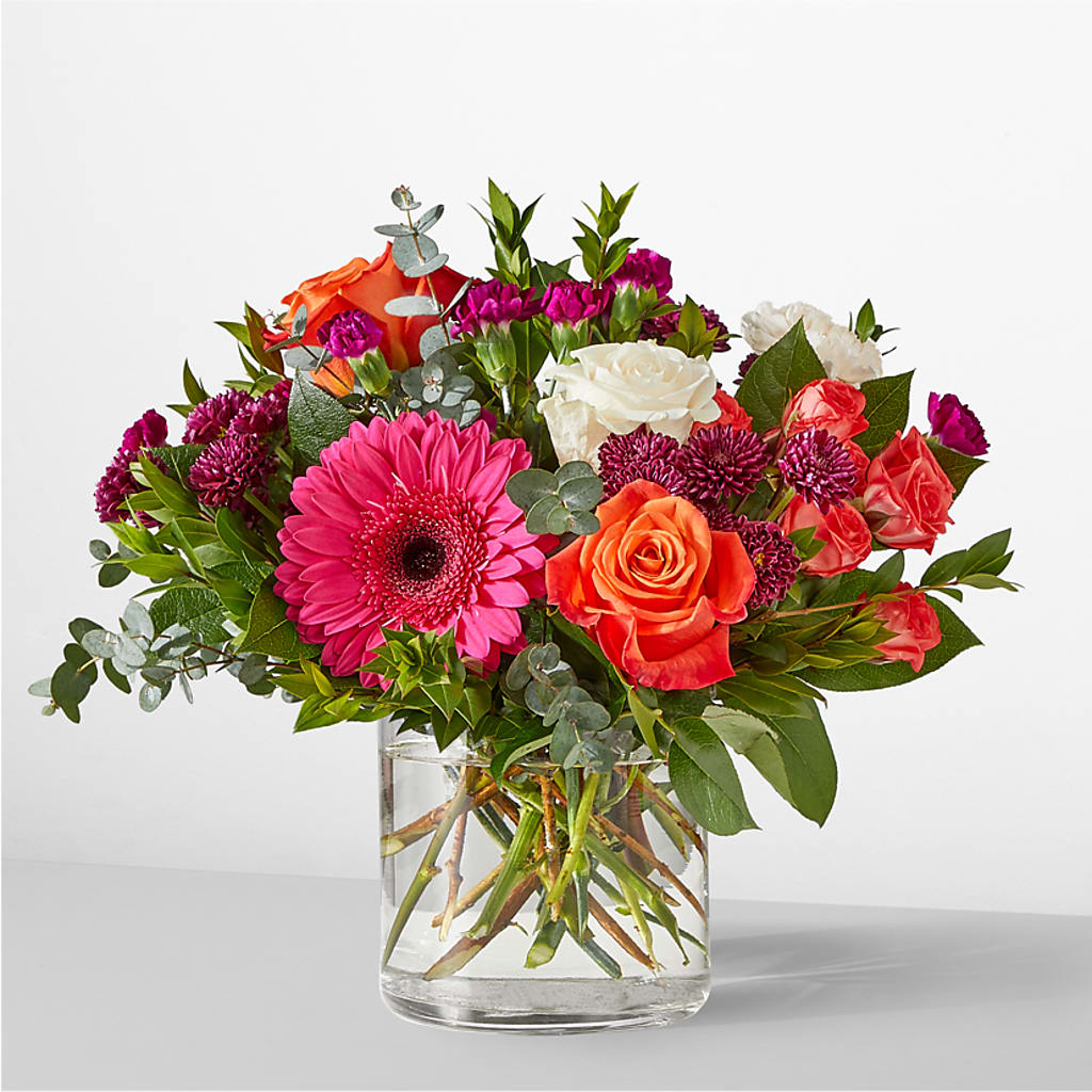 Smell the Roses Bouquet – The Country Florist, Armour SD