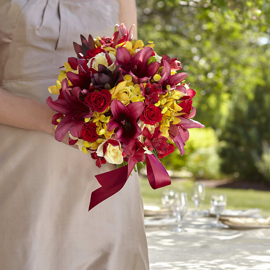 Sunningdale Bouquet – The Country Florist, Armour SD