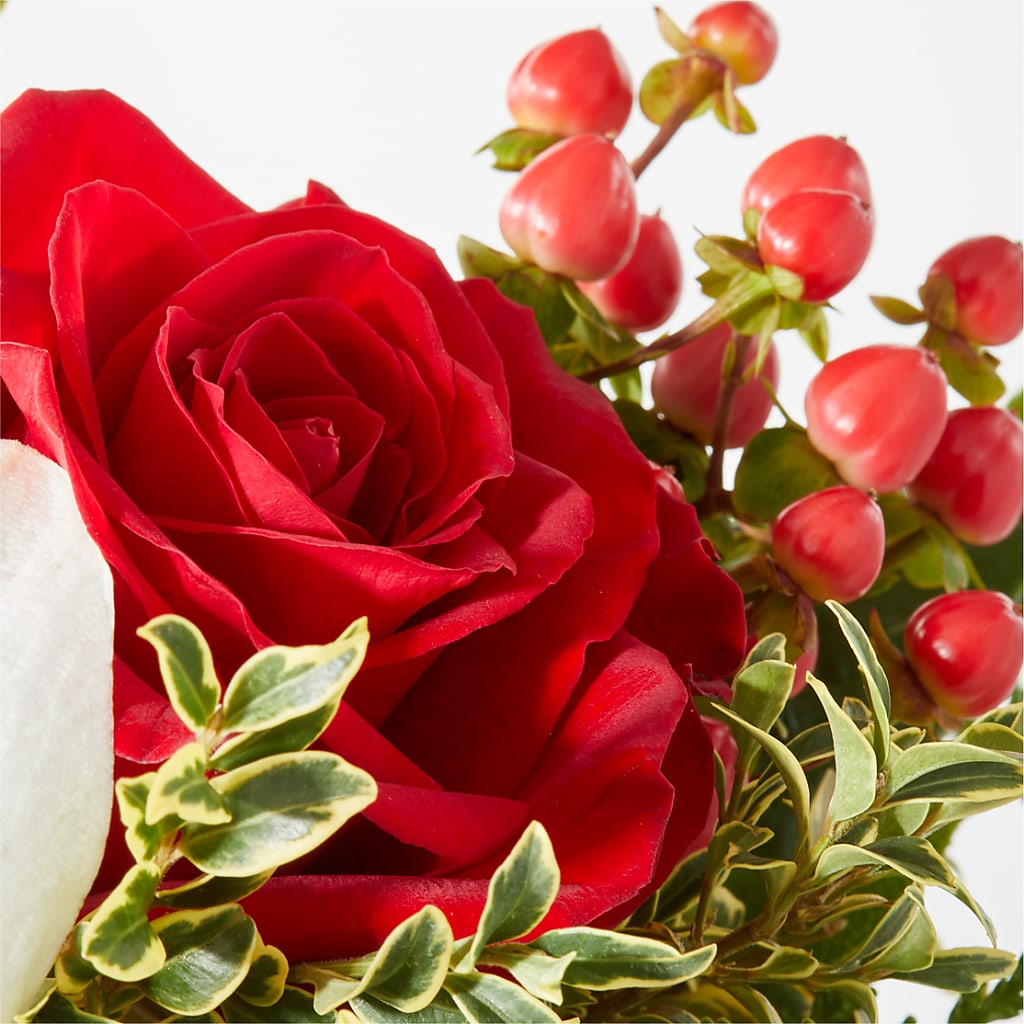 Snowy Wonderland Bouquet –  The Country Florist, Armour SD