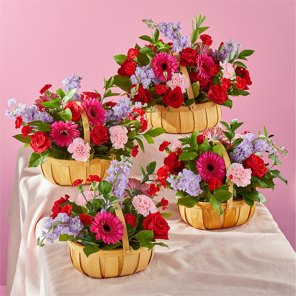 Pink Picnic Basket –  The Country Florist, Armour SD