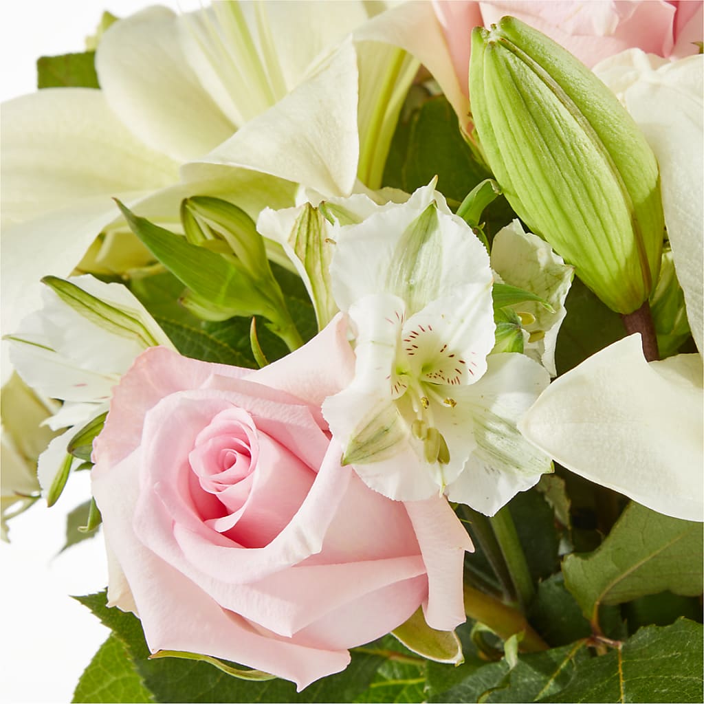 Kindhearted Bouquet –  The Country Florist, Armour SD