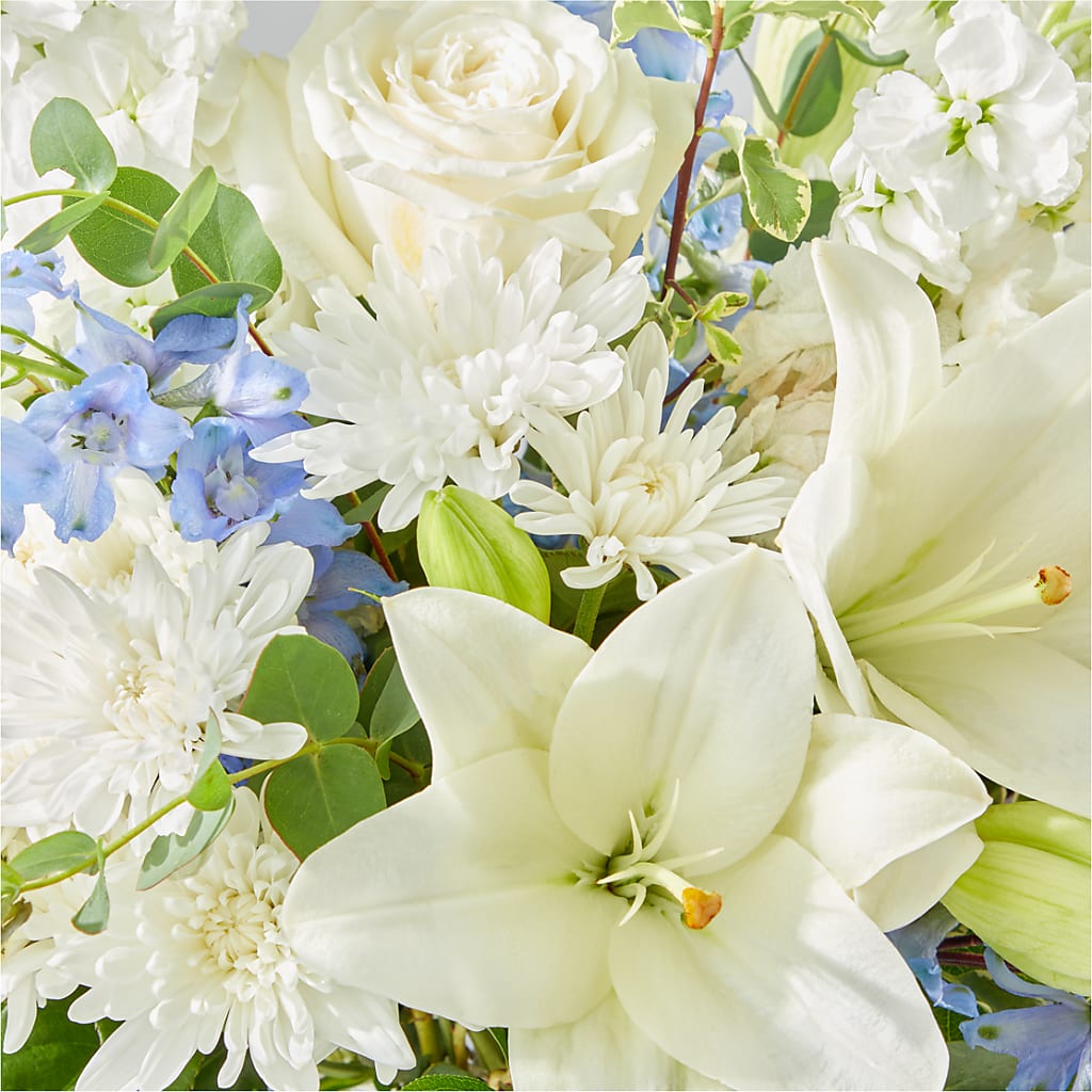 Peace of Mind Bouquet –  The Country Florist, Armour SD